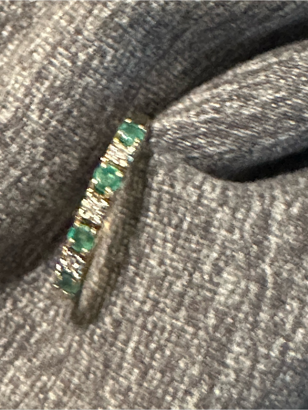 Diamond And Emerald 10kt yellow Gold Ring Size 5 1/2 Anniversary Band - Picture 9 of 14